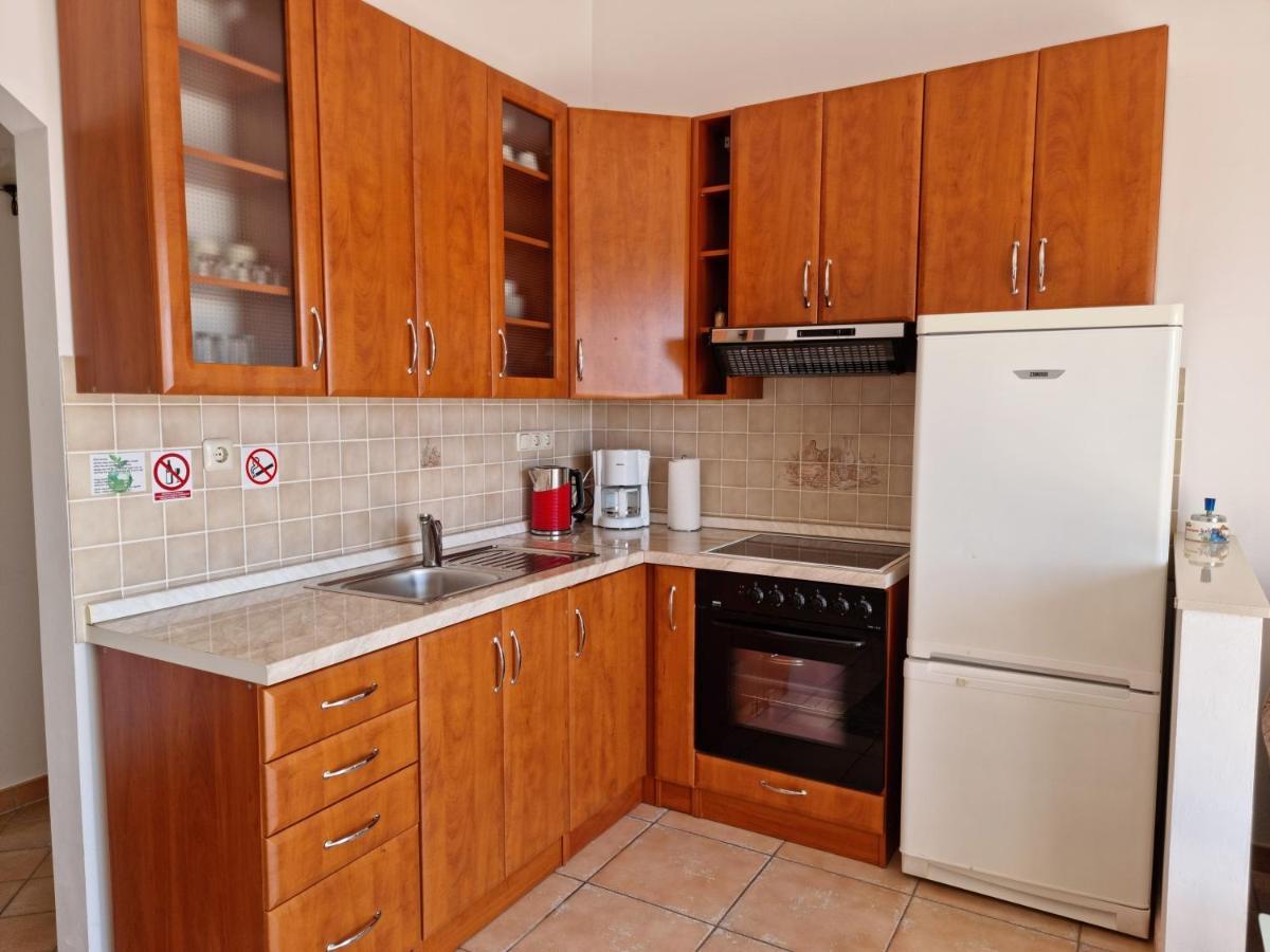 Apartments Stare Duce 6 Omis Exterior photo