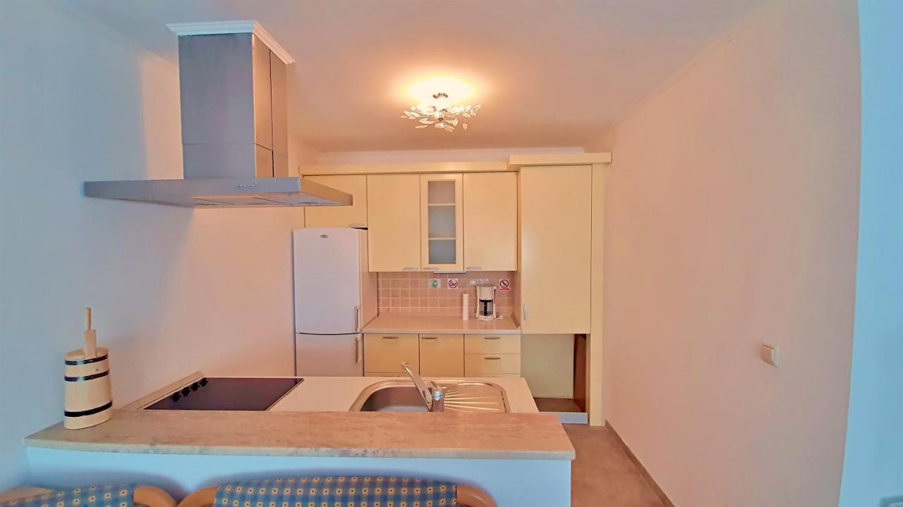 Apartments Stare Duce 6 Omis Exterior photo