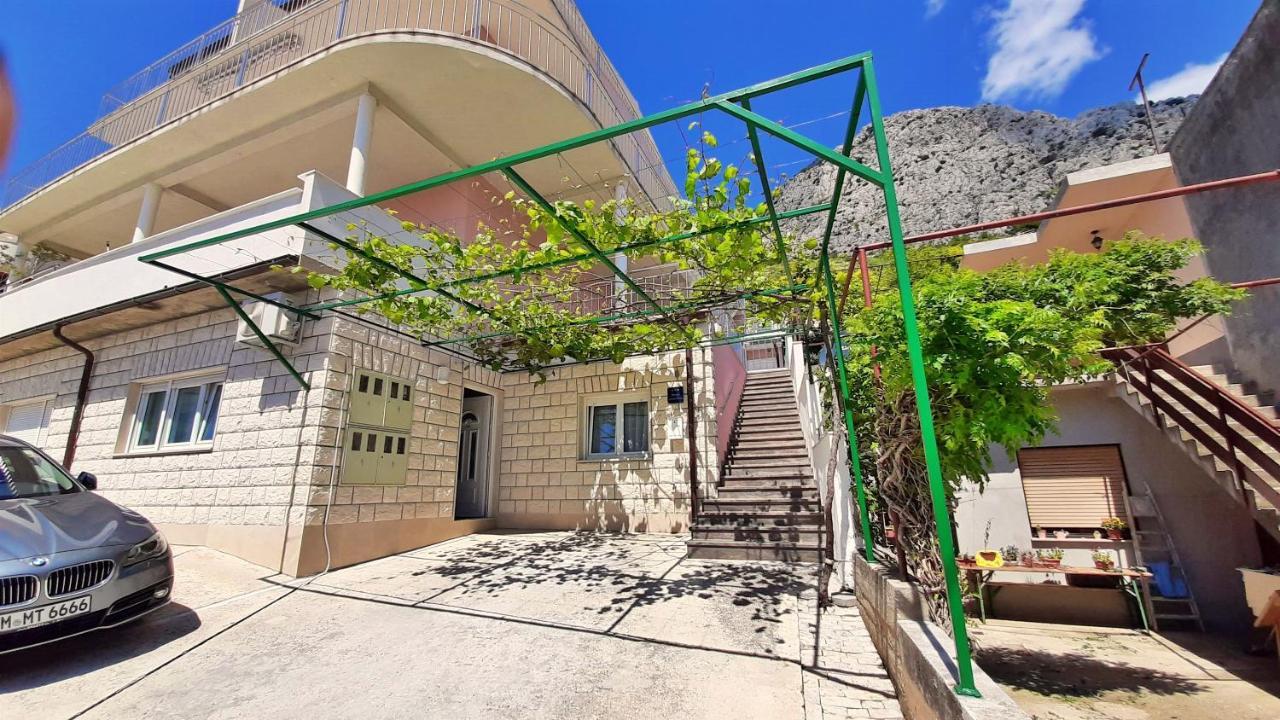 Apartments Stare Duce 6 Omis Exterior photo
