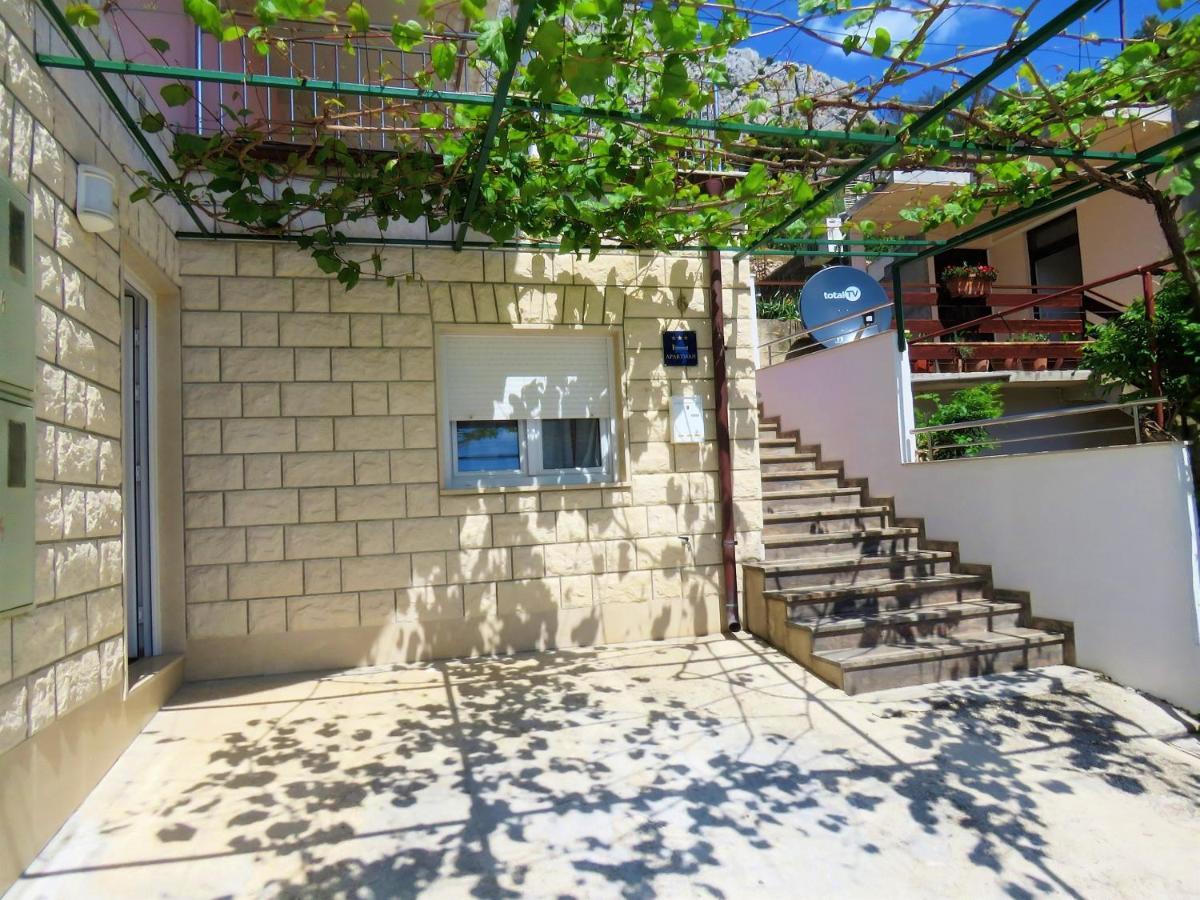 Apartments Stare Duce 6 Omis Exterior photo